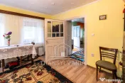 Casă renovată cu teren de 1.425 mp de vânzare în Năsal, com. Țaga