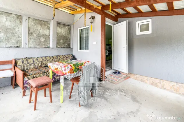 Casă renovată cu teren de 1.425 mp de vânzare în Năsal, com. Țaga