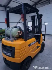 Motostivuitor Caterpilar, 2 tone, 4 metri, translatie laterala, anvelope noi 