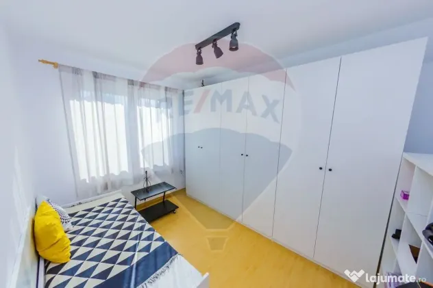 Casă elegantă în zonă exclusivistă, cu priveliște d...