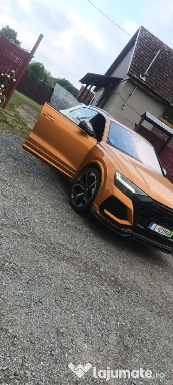 Vand Audi RSQ 8