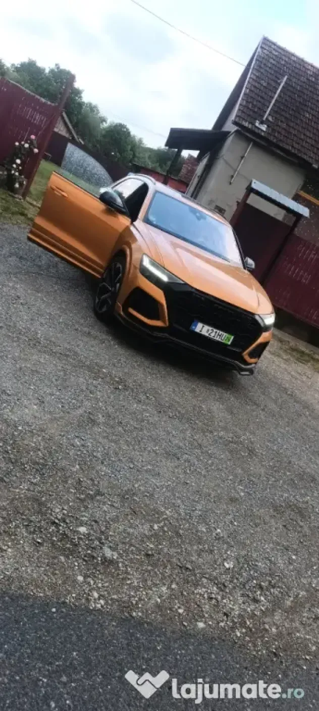 Vand Audi RSQ 8