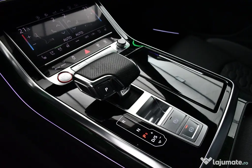 Vand Audi RSQ 8