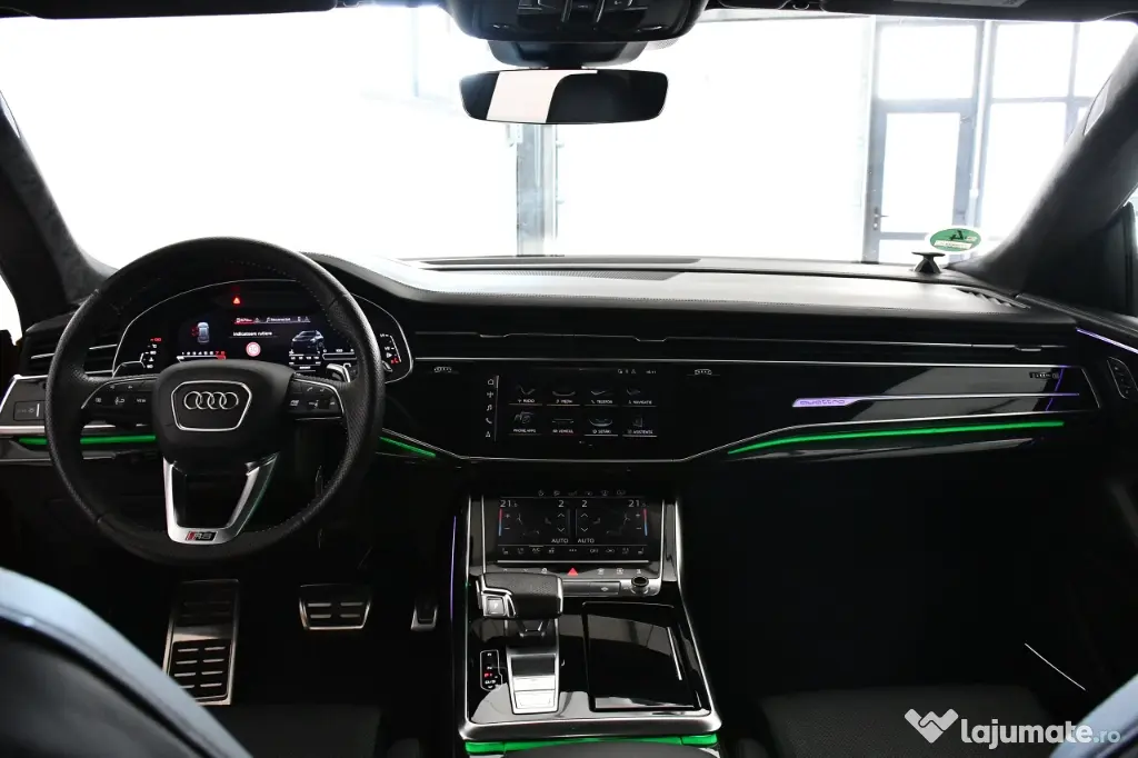 Vand Audi RSQ 8