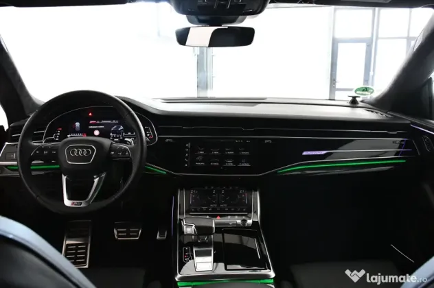 Vand Audi RSQ 8