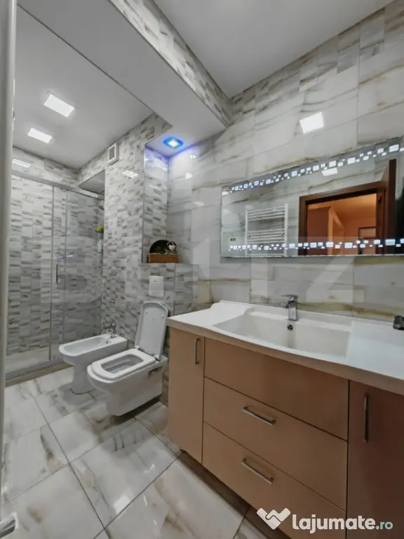 Apartament de lux cu 3 camere, 108 mp utili, 2 terase, 2 bă