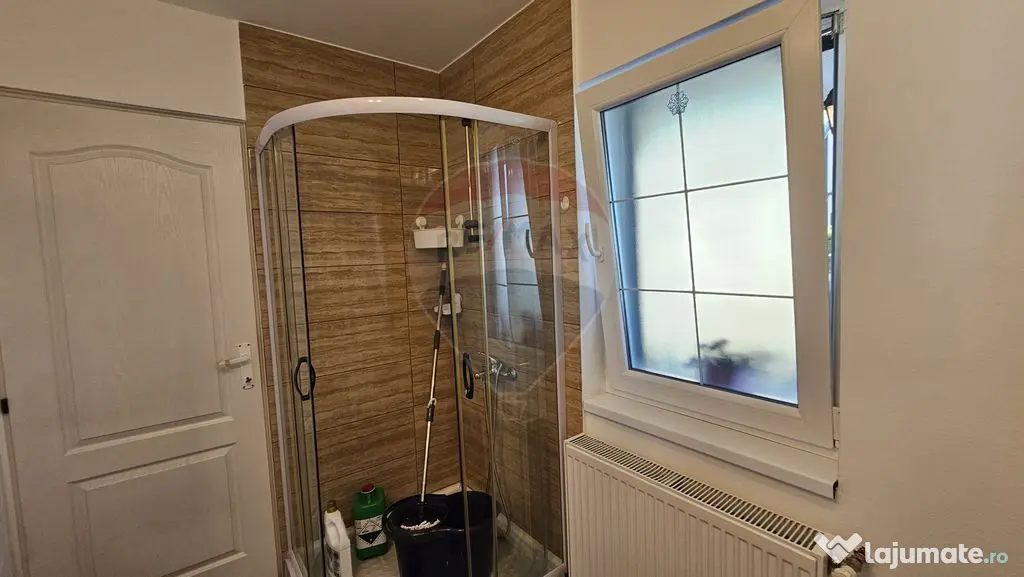 Casă / Vilă de lux, 6 camere, Liteni-Moara, Suceava