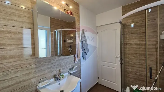 Casă / Vilă de lux, 6 camere, Liteni-Moara, Suceava