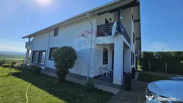 Casă / Vilă de lux, 6 camere, Liteni-Moara, Suceava