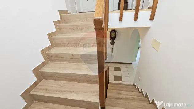 Casă / Vilă de lux, 6 camere, Liteni-Moara, Suceava