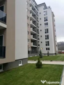 Inchiriez apartament 2 camere pe perioada Untold zona Vivo