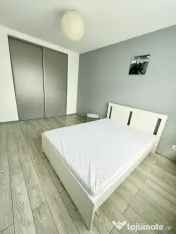 Inchiriez apartament zona Vivo 2 camere