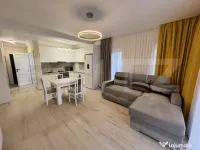 Apartament modern de închiriat 