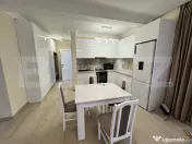 Apartament modern de închiriat 