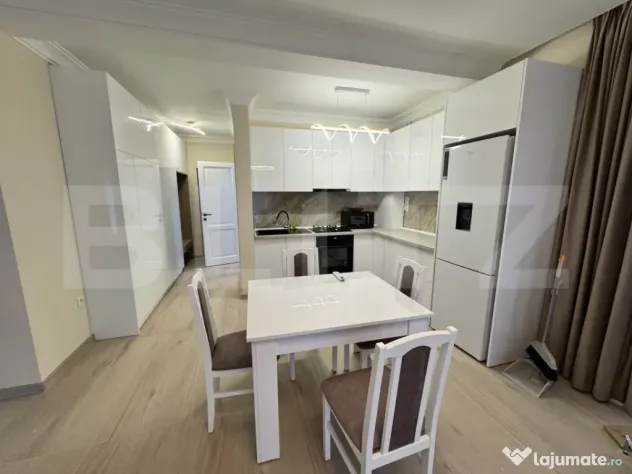 Apartament modern de închiriat