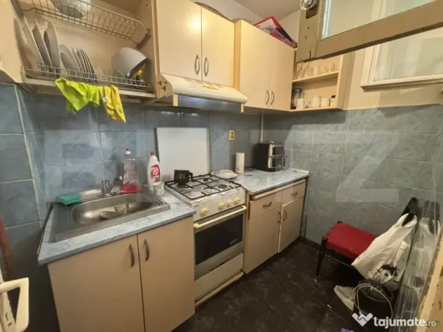 Garsonieră 31 mp, etaj intermediar, zonă Flora – Tătăr