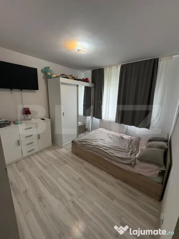 Apartament de vânzare cu 2 camere, mansardă și terasă, Z
