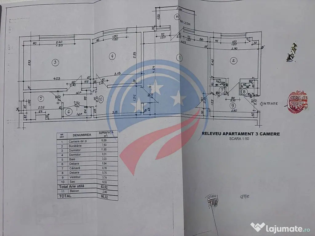 Apartament 3 camere/de vanzare/Lapus