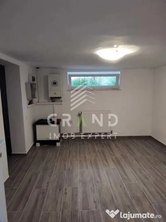 Casa Moderna | 5 Camere | Curte Interioara | Garaj | Parcare