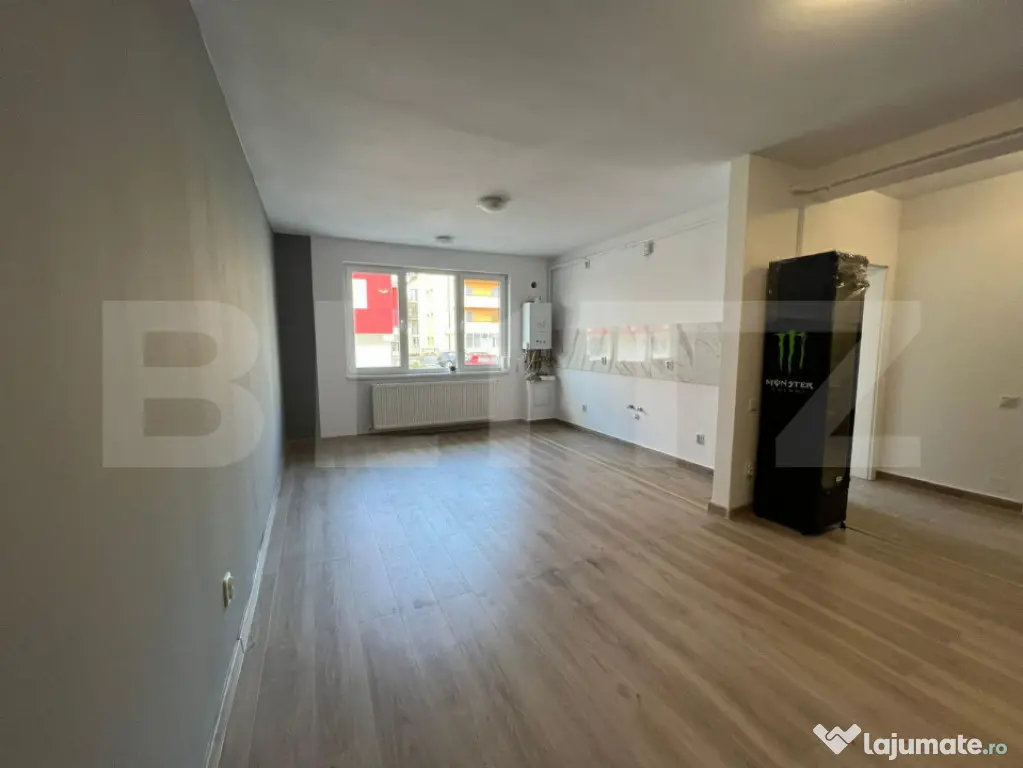 Spatiu birouri, 43 mp, imobil nou, parcare, zona Eroilor