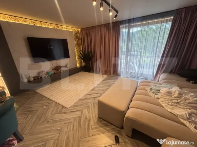 Casa tip pensiunea, ideala pentru dezvoltare