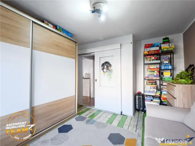 FILM 3D!Apartament decomandat,3 camere,rezidential servicii,