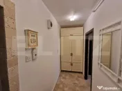Apartament cu o camera decomandat OM
