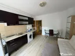 Casa cu 6 unitati, doua locuri de parcare si curte, pozitie