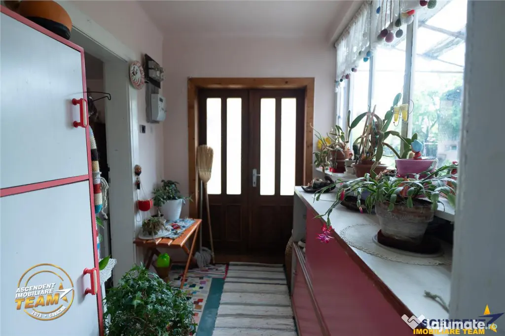 Casa traditionala, cu teren pretios de 534 mp, Targu Secuies