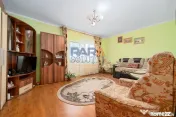 3 camere, 3 balcoane, etaj 3