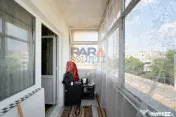 3 camere, 3 balcoane, etaj 3