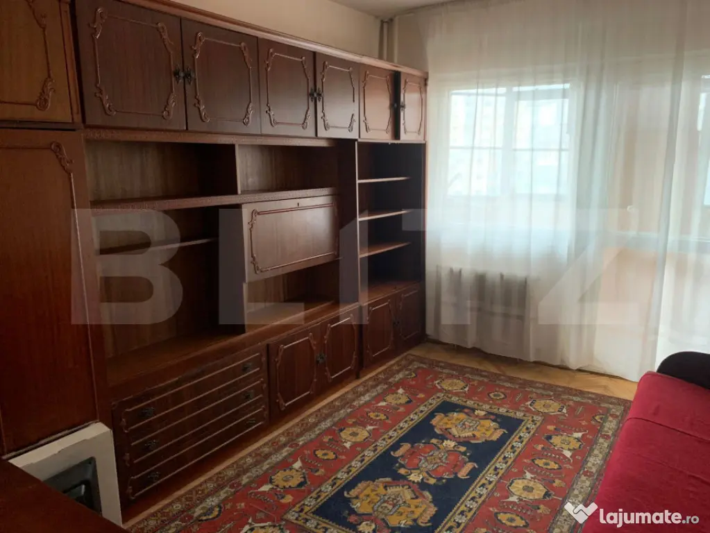 Apartament 3 camere, decomandat, parcare, zona Piata Marasti