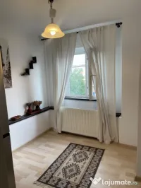 Garsonieră spațioasă de închiriat, 41 mp, complet mobila