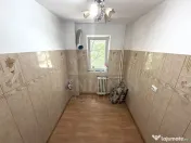 Apartament 2 camere etaj 1 cu teava de gaze 41mp Craiovita 