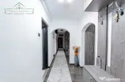Apartament spațios cu 5 camere, centrală proprie, zona Mi