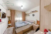 Apartament spațios cu 5 camere, centrală proprie, zona Mi