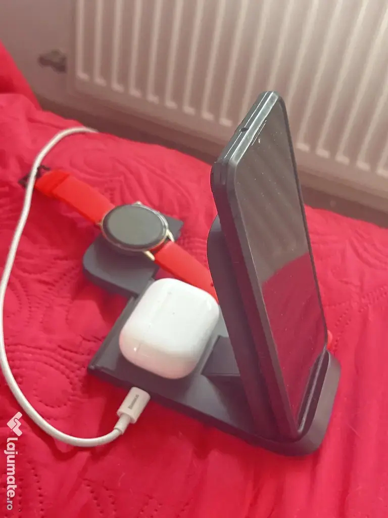 Incarcator wireless 3 in 1