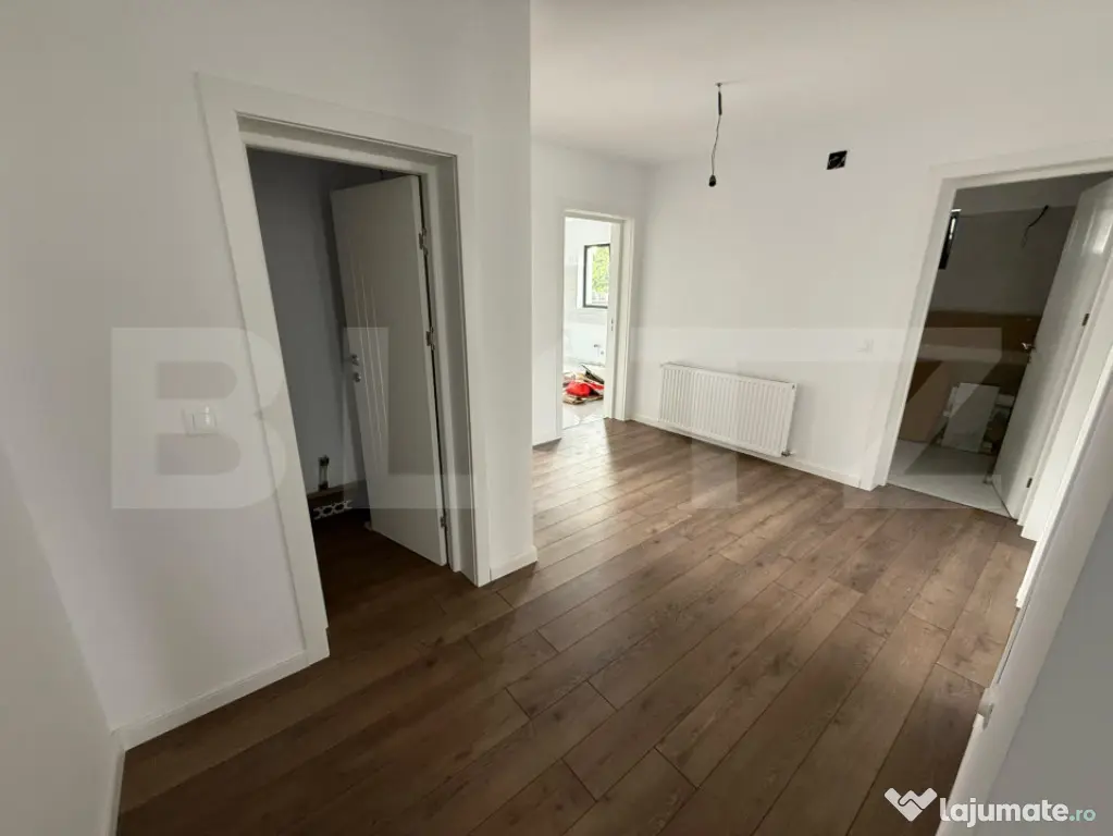 Casa de vanzare - 5 camere, constructie 2021