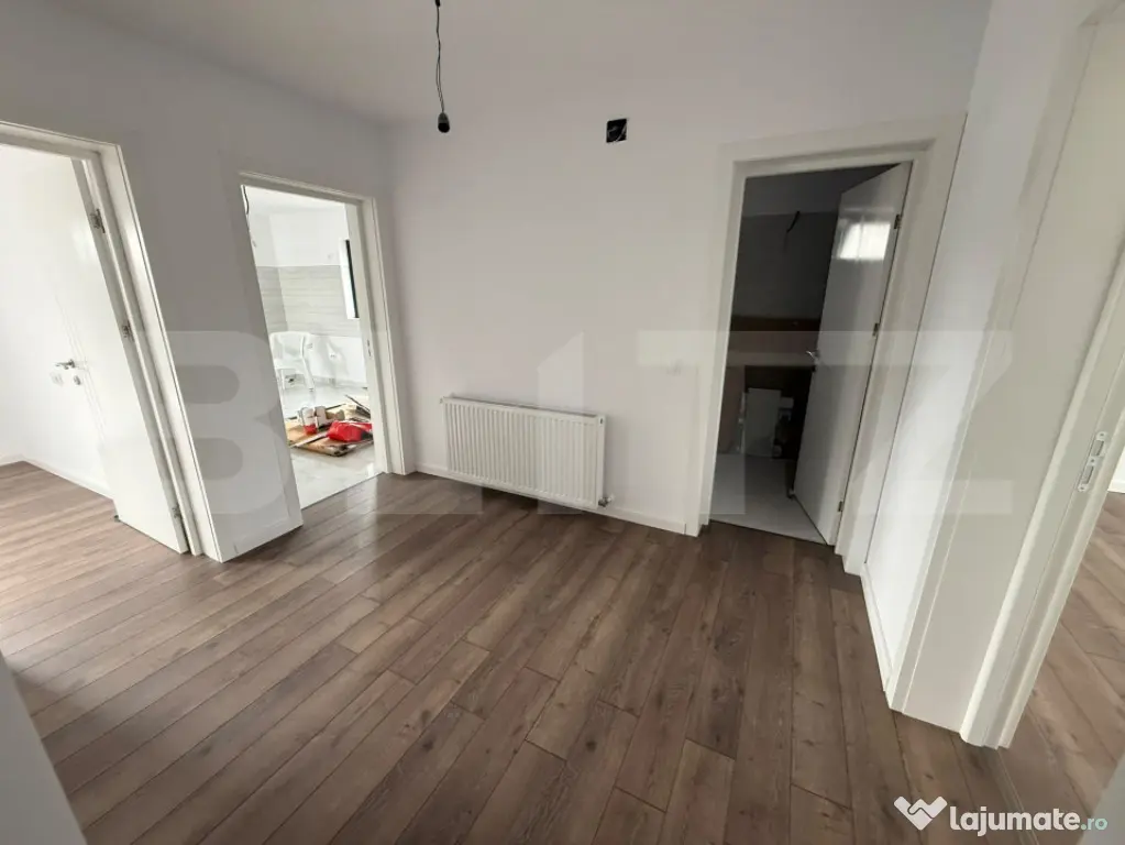 Casa de vanzare - 5 camere, constructie 2021