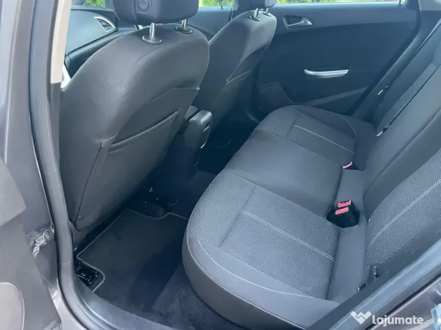 Opel Astra J 1.4 Turbo
