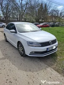 VW Jetta, model 2017, 1.2 Benzina, 105 C.P. Euro 6, ~160.000 km originali