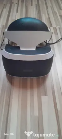 Vând ochelari vr PlayStation cu 2 jocuri,Astro Bot,Rigs 