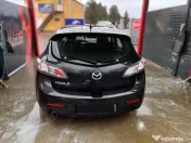Autoturism Mazda 3 