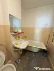 Apartament 3 camere- 54 mp 
