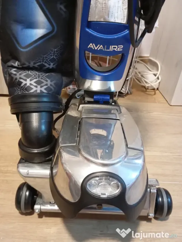 Vând aspirator Kirby Avalir cu toate accesoriile originale