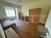 Apartament decomandat, 2 camere, zona Central Sora