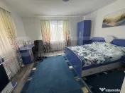 Casa de vanzare, cu panouri fotovoltaice, si 10 ari de teren 