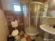 Casa de vanzare, cu panouri fotovoltaice, si 10 ari de teren 