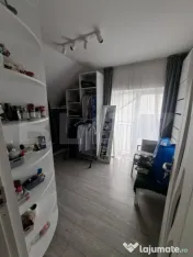 Casă tip duplex P+M, construită în 2019, cu teren de 250 