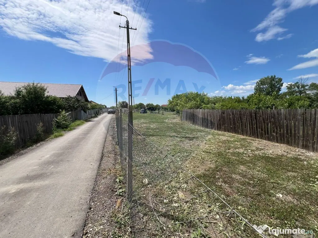 Teren 4,900mp intravilan Bizighesti